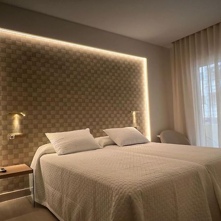 Hotel Restaurant Llansola Sant Carlos de la Ràpita Dış mekan fotoğraf