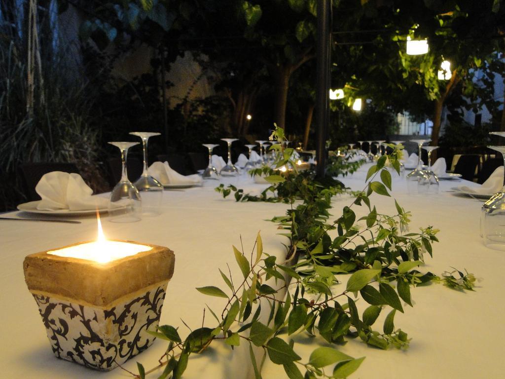 Hotel Restaurant Llansola Sant Carlos de la Ràpita Dış mekan fotoğraf