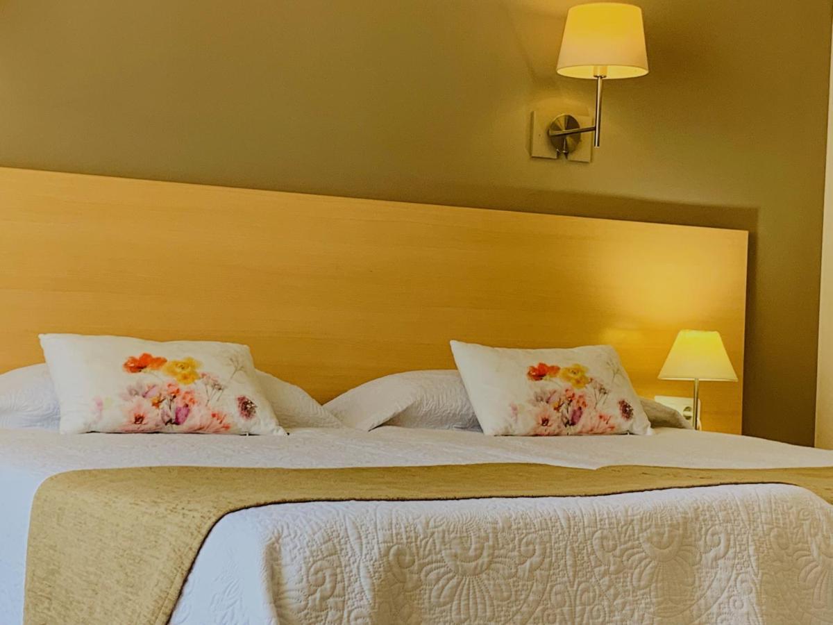 Hotel Restaurant Llansola Sant Carlos de la Ràpita Dış mekan fotoğraf