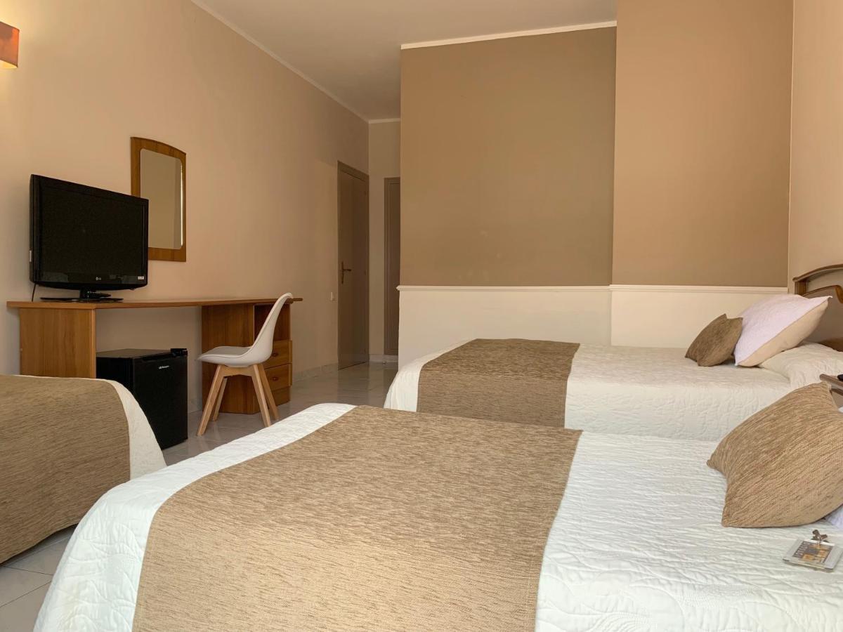 Hotel Restaurant Llansola Sant Carlos de la Ràpita Dış mekan fotoğraf