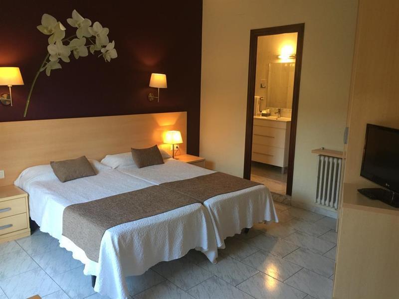 Hotel Restaurant Llansola Sant Carlos de la Ràpita Dış mekan fotoğraf