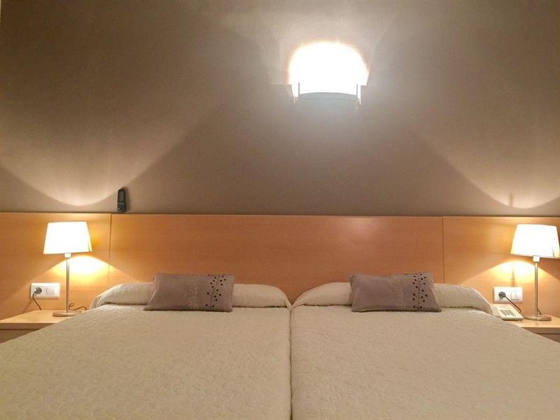 Hotel Restaurant Llansola Sant Carlos de la Ràpita Dış mekan fotoğraf