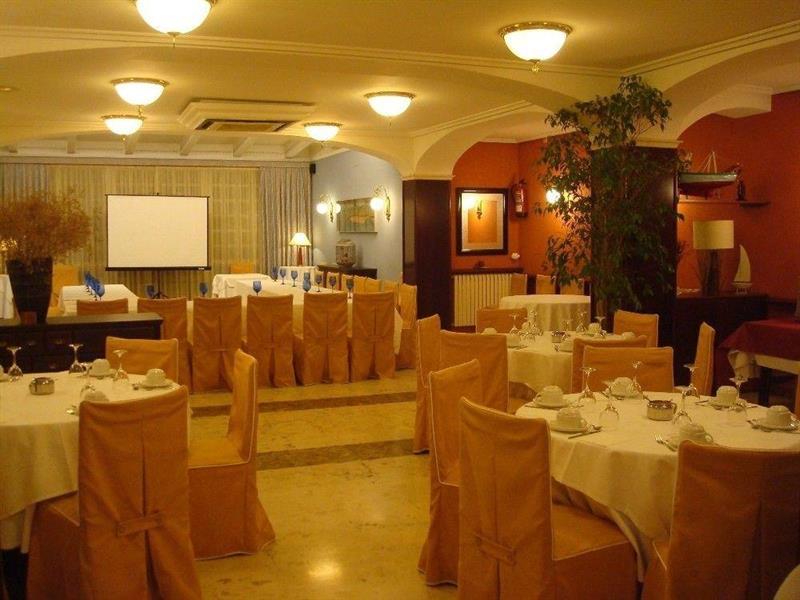 Hotel Restaurant Llansola Sant Carlos de la Ràpita Dış mekan fotoğraf